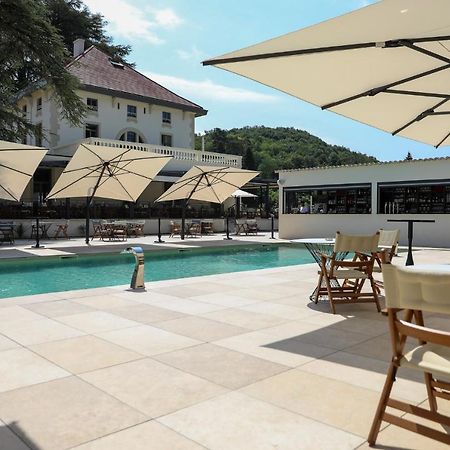 Sequoias Golf & Ressort Hotel Ruy-Montceau Exterior photo