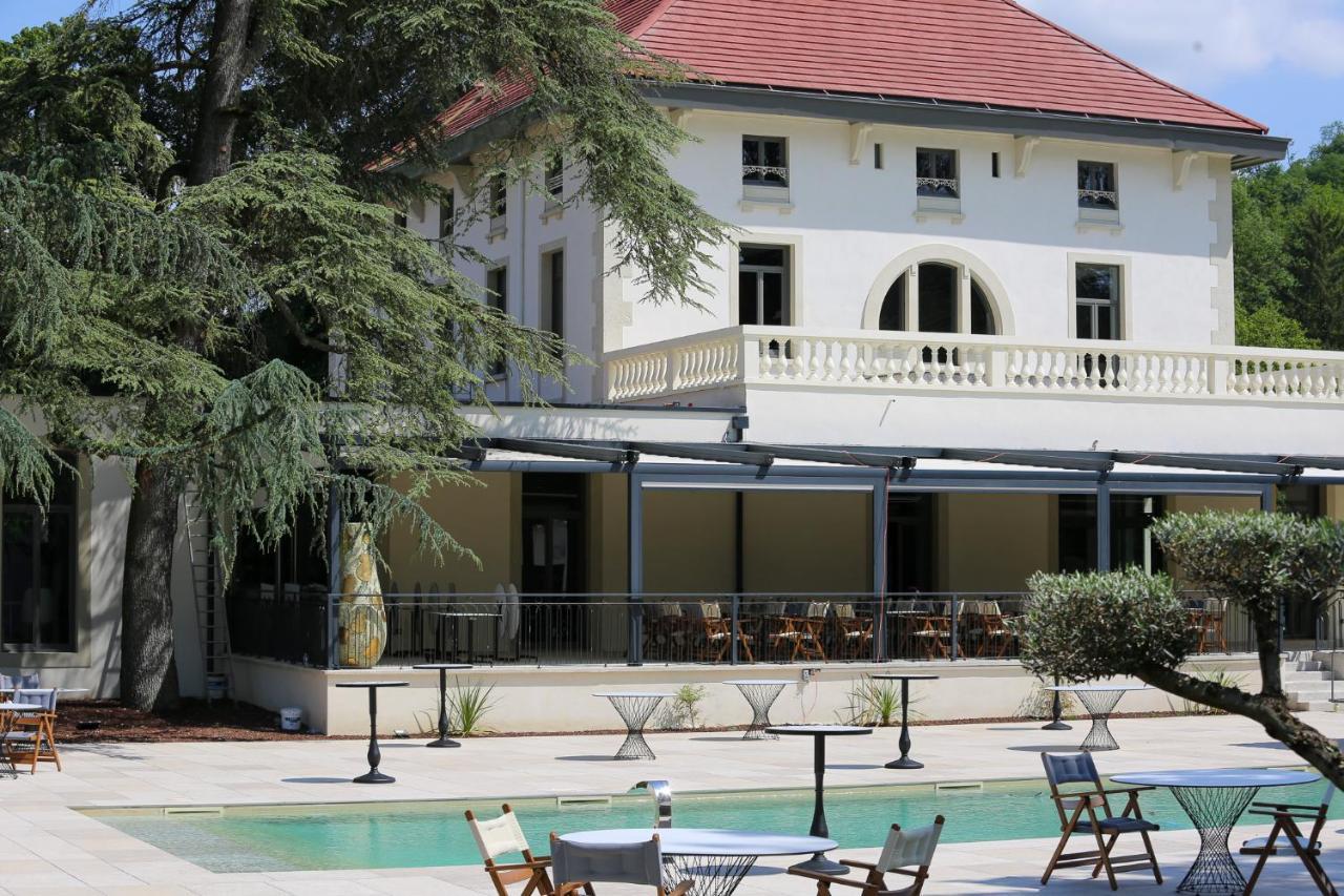 Sequoias Golf & Ressort Hotel Ruy-Montceau Exterior photo