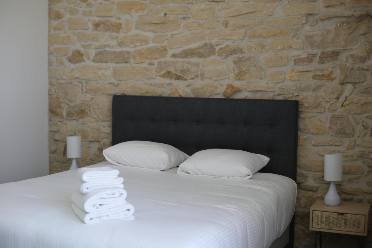 Sequoias Golf & Ressort Hotel Ruy-Montceau Exterior photo