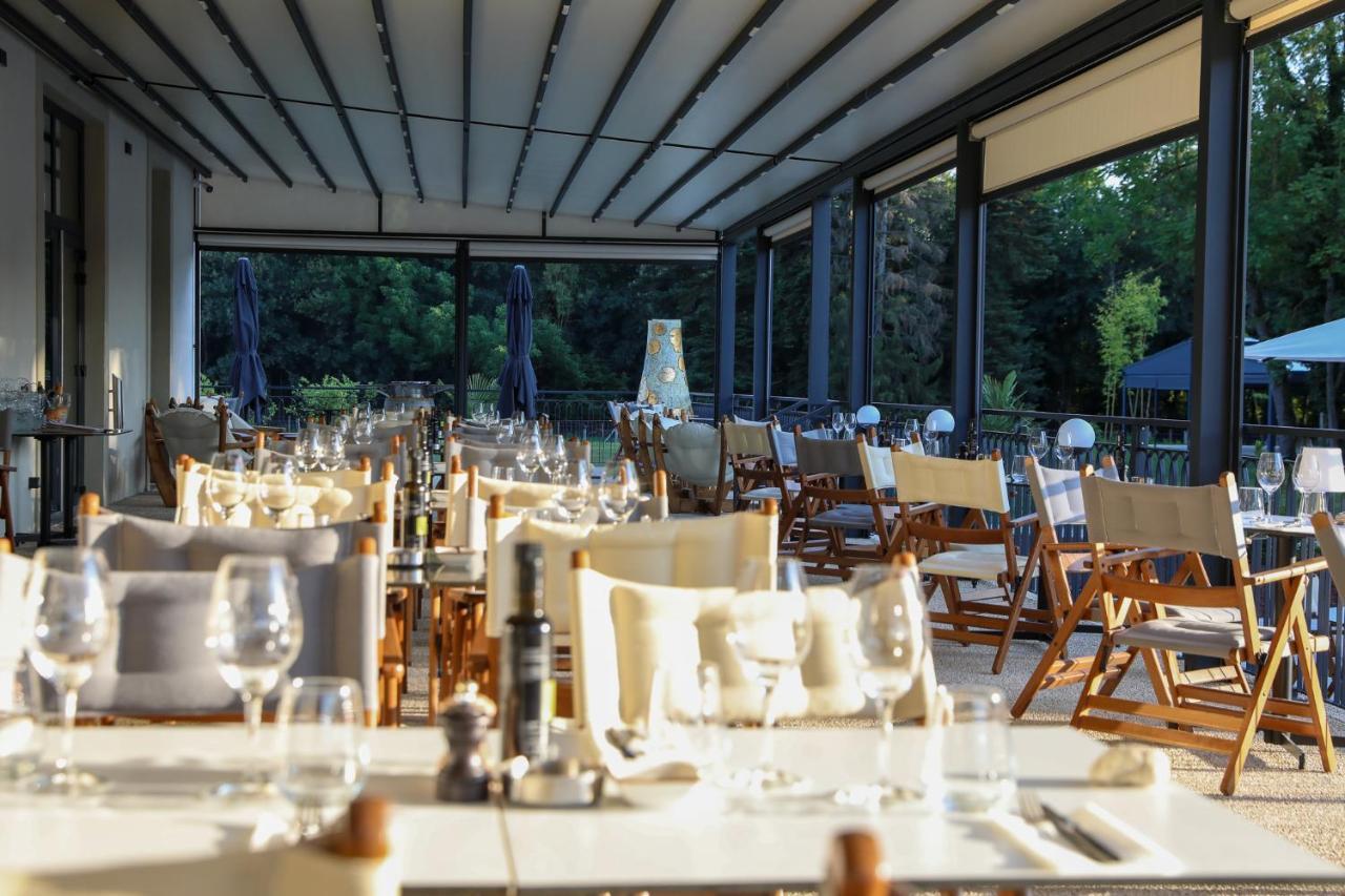 Sequoias Golf & Ressort Hotel Ruy-Montceau Exterior photo
