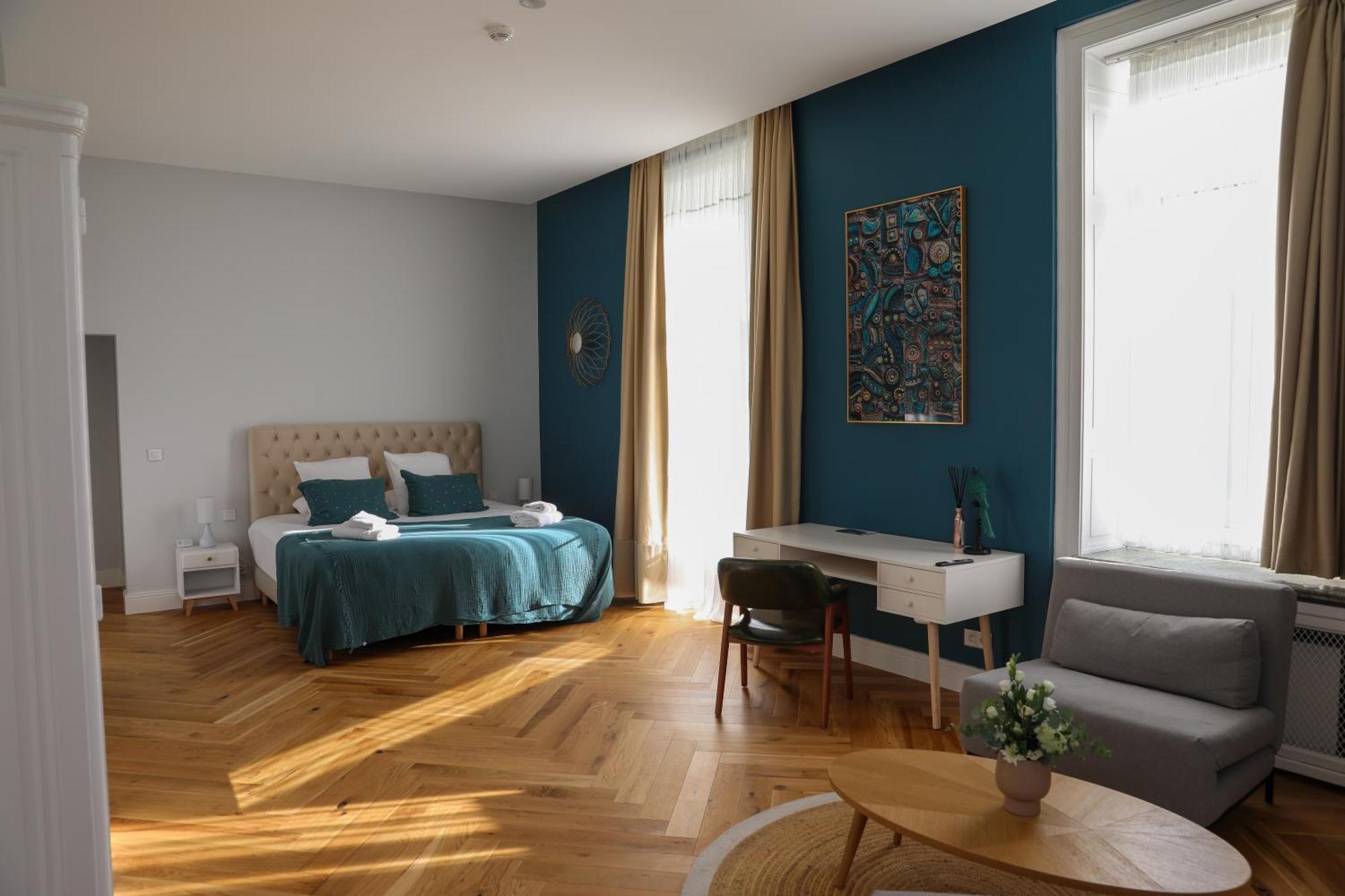 Sequoias Golf & Ressort Hotel Ruy-Montceau Exterior photo