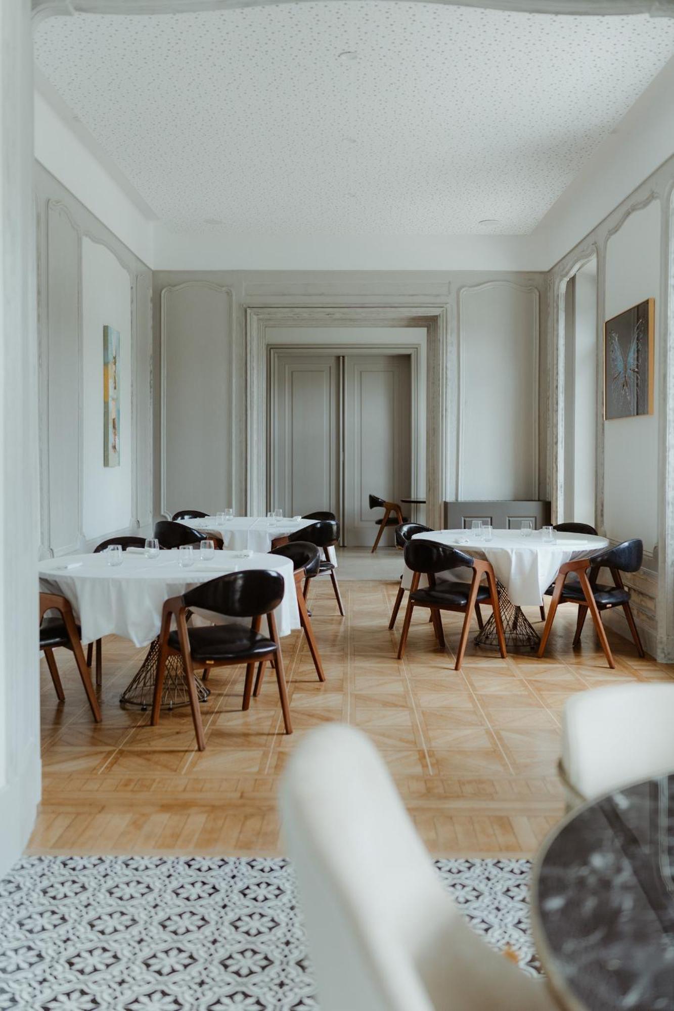 Sequoias Golf & Ressort Hotel Ruy-Montceau Exterior photo